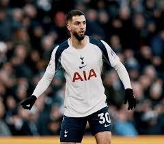 郭泓志在退役声明中提到，他的职业生涯虽短但已无任何遗憾